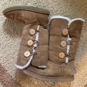 Ugg Boots Bailey Button